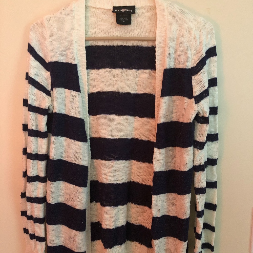 STRIPPED SWEATER